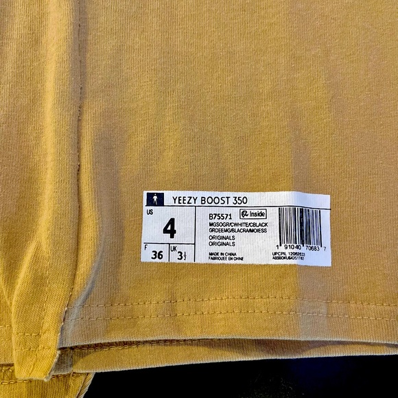 Yeezy 350 Tee shirt. Brand new. Never worn. - Picture 3 of 13